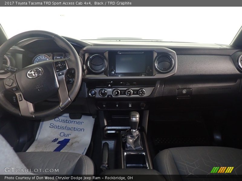 Black / TRD Graphite 2017 Toyota Tacoma TRD Sport Access Cab 4x4