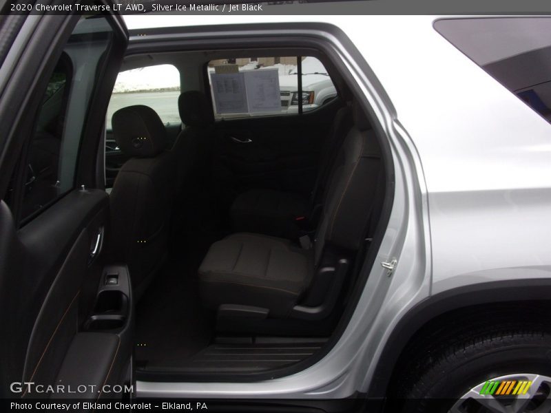 Silver Ice Metallic / Jet Black 2020 Chevrolet Traverse LT AWD