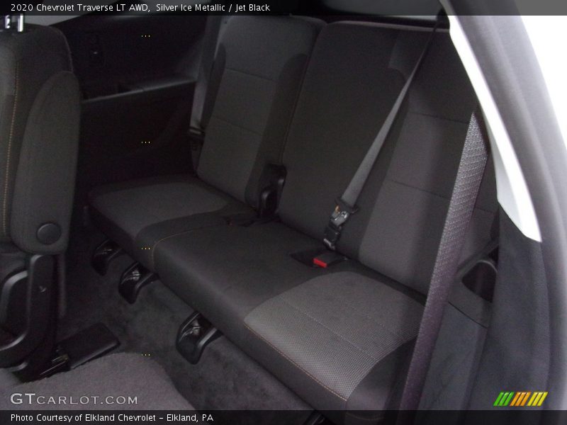 Silver Ice Metallic / Jet Black 2020 Chevrolet Traverse LT AWD