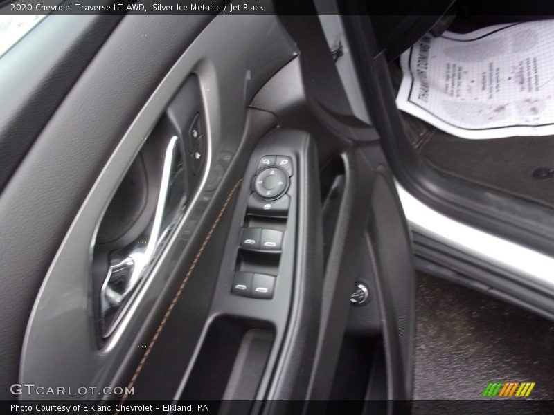 Silver Ice Metallic / Jet Black 2020 Chevrolet Traverse LT AWD