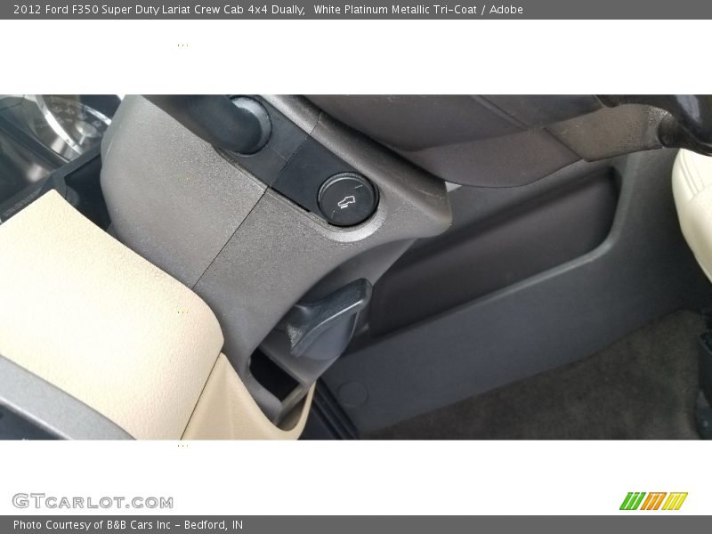 White Platinum Metallic Tri-Coat / Adobe 2012 Ford F350 Super Duty Lariat Crew Cab 4x4 Dually