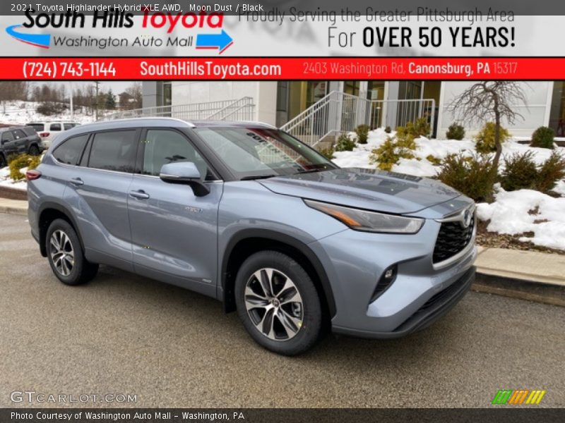 Moon Dust / Black 2021 Toyota Highlander Hybrid XLE AWD