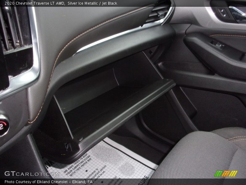 Silver Ice Metallic / Jet Black 2020 Chevrolet Traverse LT AWD