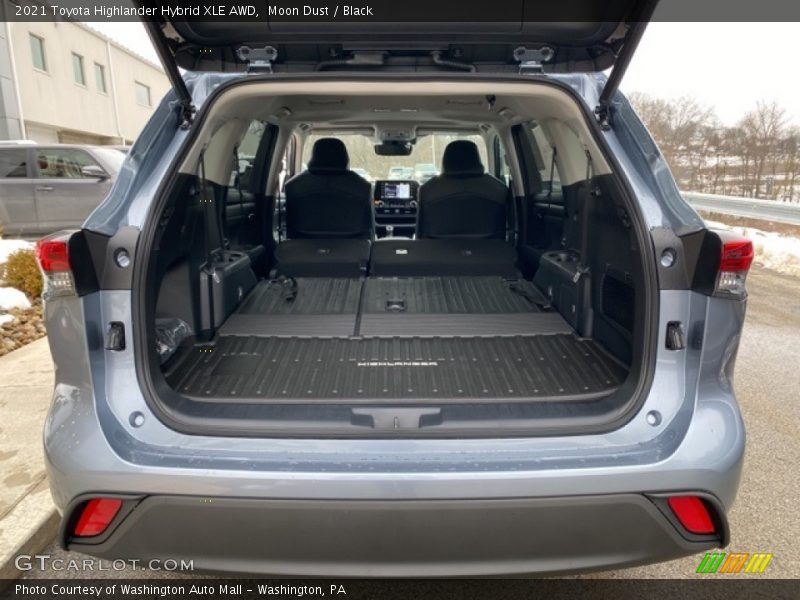 Moon Dust / Black 2021 Toyota Highlander Hybrid XLE AWD