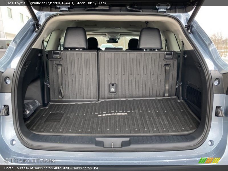 Moon Dust / Black 2021 Toyota Highlander Hybrid XLE AWD