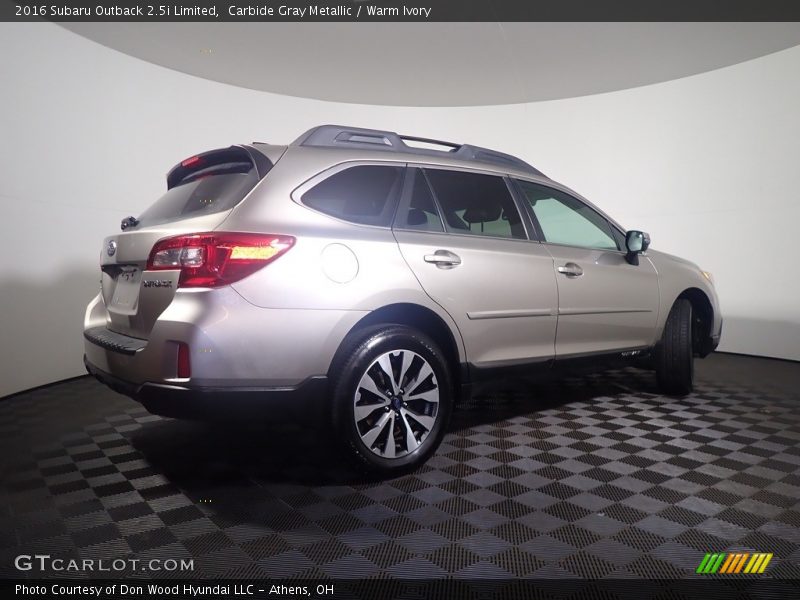 Carbide Gray Metallic / Warm Ivory 2016 Subaru Outback 2.5i Limited