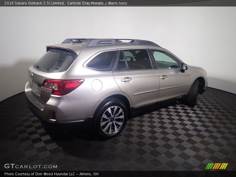 Carbide Gray Metallic / Warm Ivory 2016 Subaru Outback 2.5i Limited