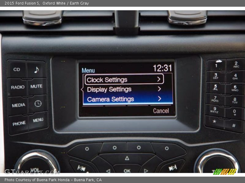 Oxford White / Earth Gray 2015 Ford Fusion S