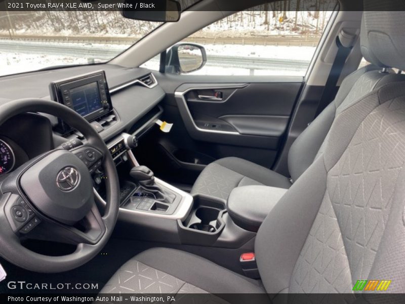Super White / Black 2021 Toyota RAV4 XLE AWD