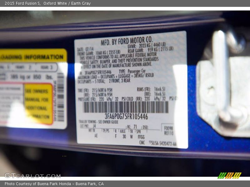 Oxford White / Earth Gray 2015 Ford Fusion S