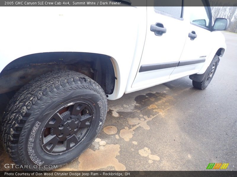 Summit White / Dark Pewter 2005 GMC Canyon SLE Crew Cab 4x4