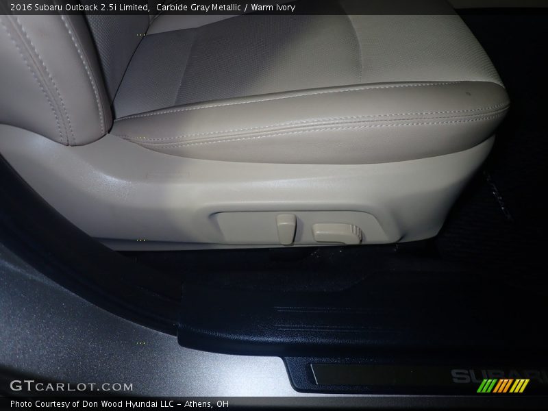 Carbide Gray Metallic / Warm Ivory 2016 Subaru Outback 2.5i Limited