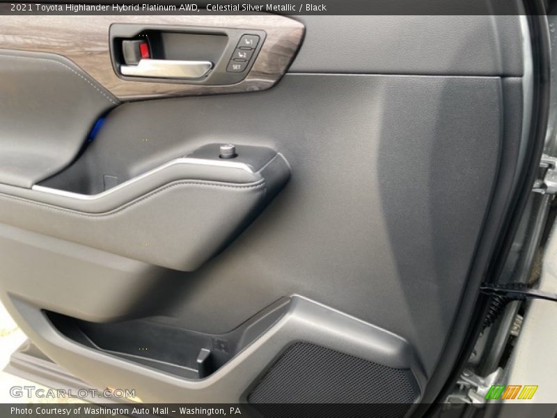 Celestial Silver Metallic / Black 2021 Toyota Highlander Hybrid Platinum AWD