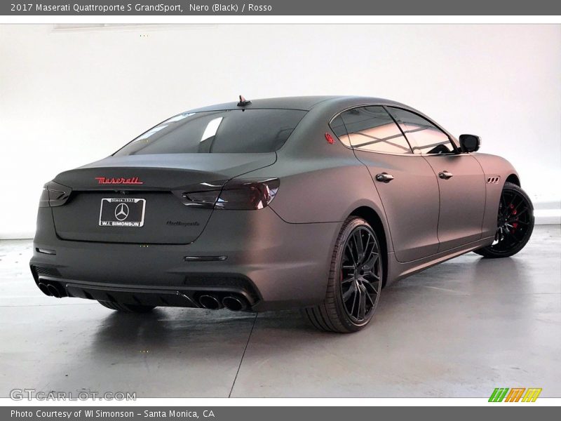 Nero (Black) / Rosso 2017 Maserati Quattroporte S GrandSport