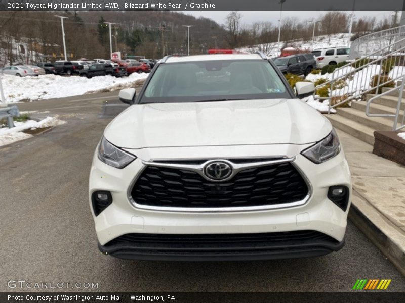 Blizzard White Pearl / Graphite 2021 Toyota Highlander Limited AWD