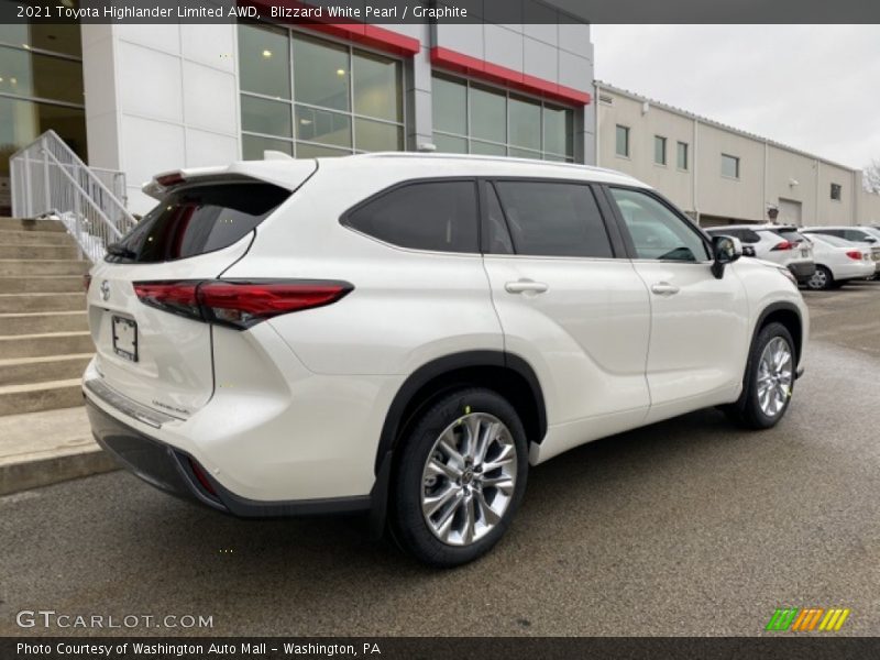 Blizzard White Pearl / Graphite 2021 Toyota Highlander Limited AWD