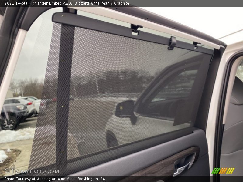 Blizzard White Pearl / Graphite 2021 Toyota Highlander Limited AWD