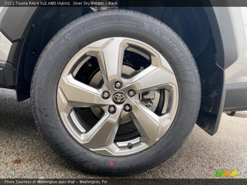 Silver Sky Metallic / Black 2021 Toyota RAV4 XLE AWD Hybrid