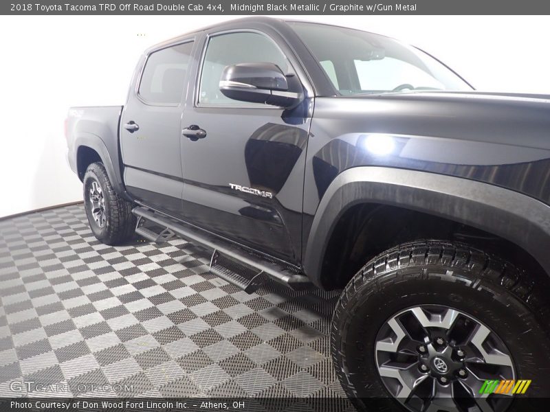 Midnight Black Metallic / Graphite w/Gun Metal 2018 Toyota Tacoma TRD Off Road Double Cab 4x4