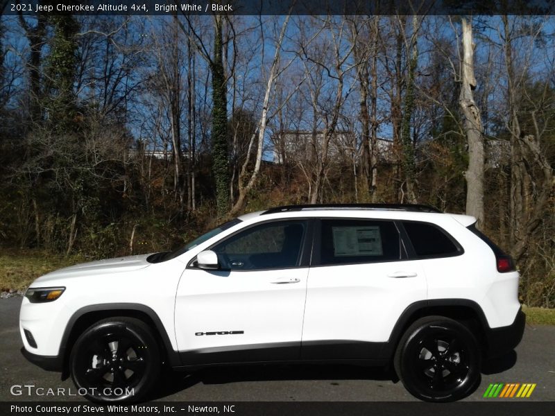 Bright White / Black 2021 Jeep Cherokee Altitude 4x4