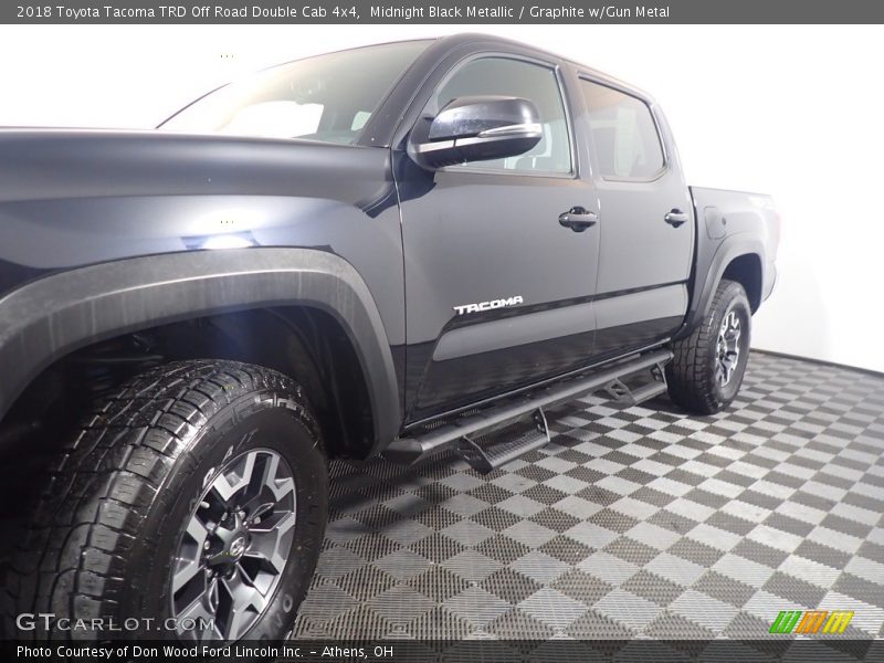 Midnight Black Metallic / Graphite w/Gun Metal 2018 Toyota Tacoma TRD Off Road Double Cab 4x4