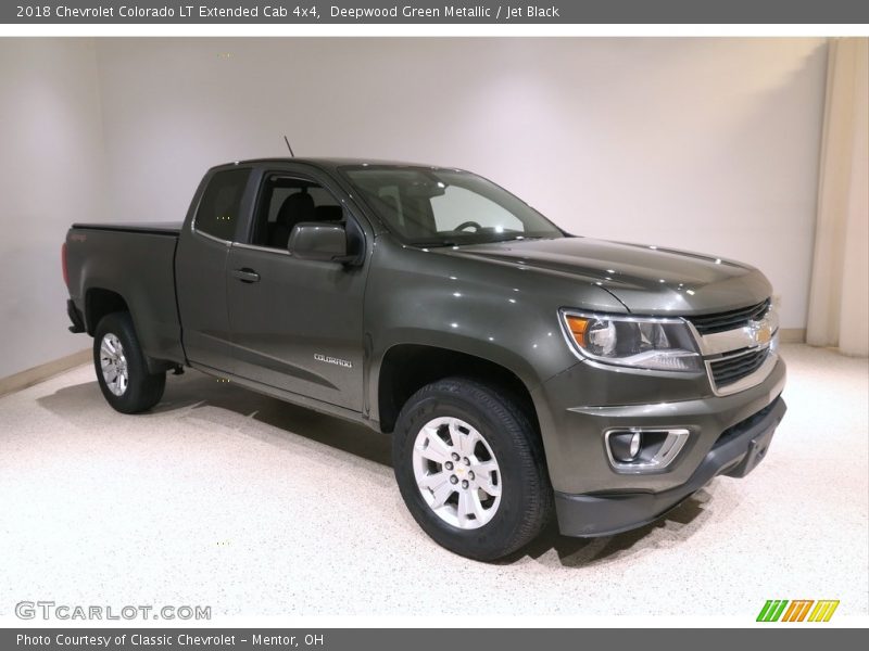 Deepwood Green Metallic / Jet Black 2018 Chevrolet Colorado LT Extended Cab 4x4