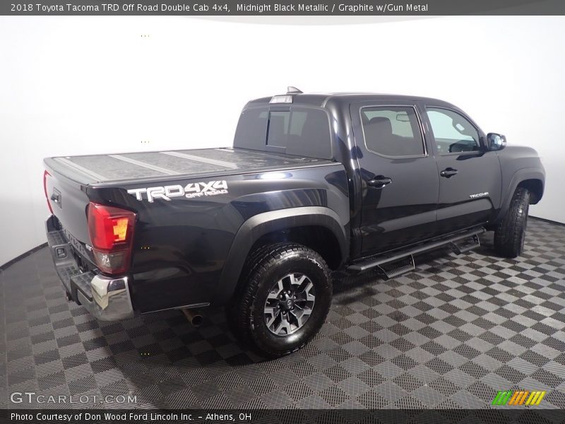 Midnight Black Metallic / Graphite w/Gun Metal 2018 Toyota Tacoma TRD Off Road Double Cab 4x4