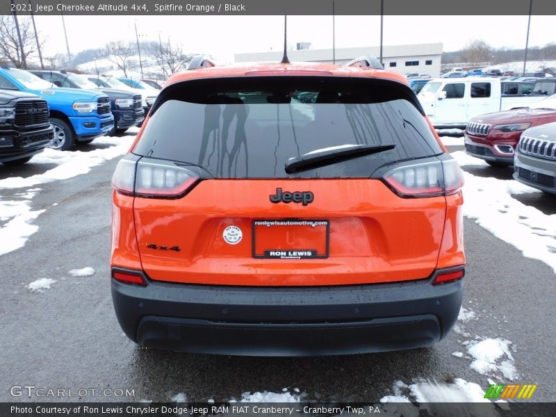 Spitfire Orange / Black 2021 Jeep Cherokee Altitude 4x4