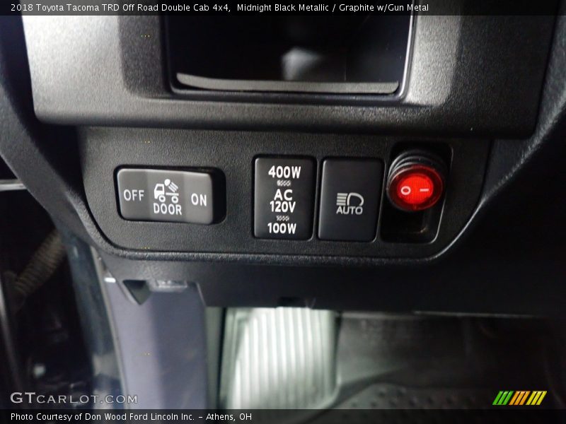 Midnight Black Metallic / Graphite w/Gun Metal 2018 Toyota Tacoma TRD Off Road Double Cab 4x4