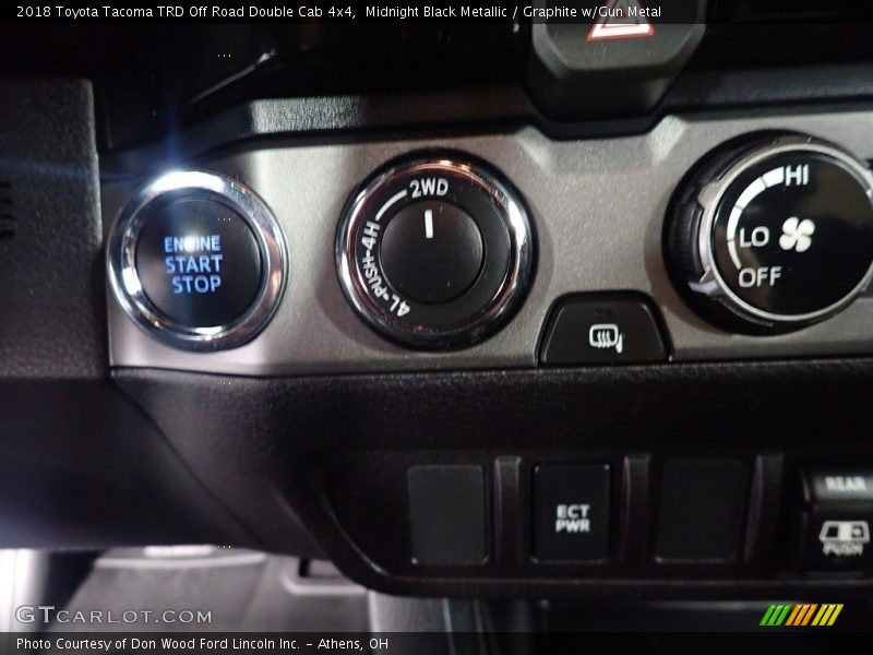 Midnight Black Metallic / Graphite w/Gun Metal 2018 Toyota Tacoma TRD Off Road Double Cab 4x4