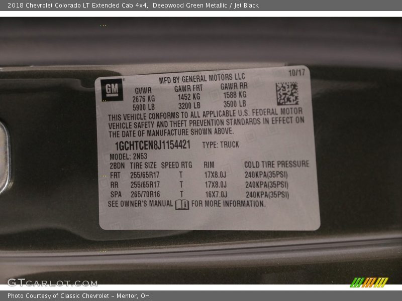 Deepwood Green Metallic / Jet Black 2018 Chevrolet Colorado LT Extended Cab 4x4