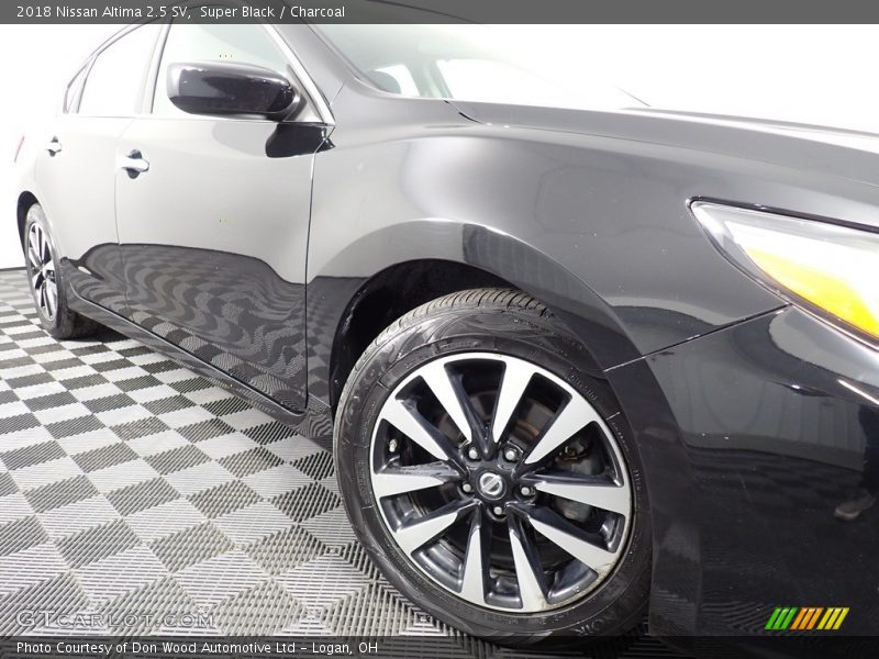 Super Black / Charcoal 2018 Nissan Altima 2.5 SV