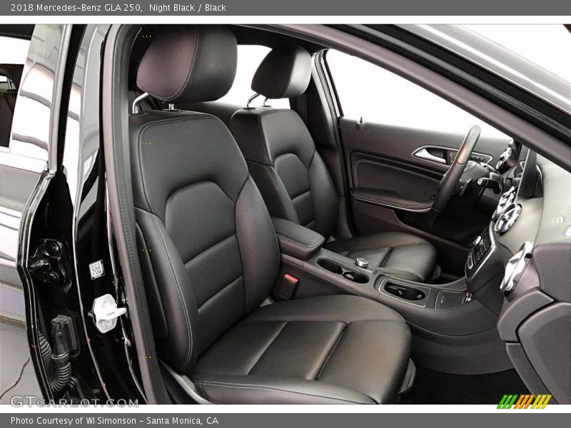 Night Black / Black 2018 Mercedes-Benz GLA 250