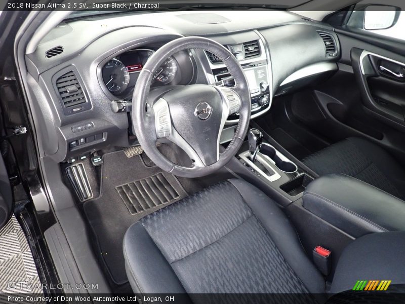 Super Black / Charcoal 2018 Nissan Altima 2.5 SV