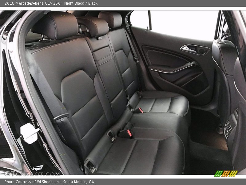 Night Black / Black 2018 Mercedes-Benz GLA 250
