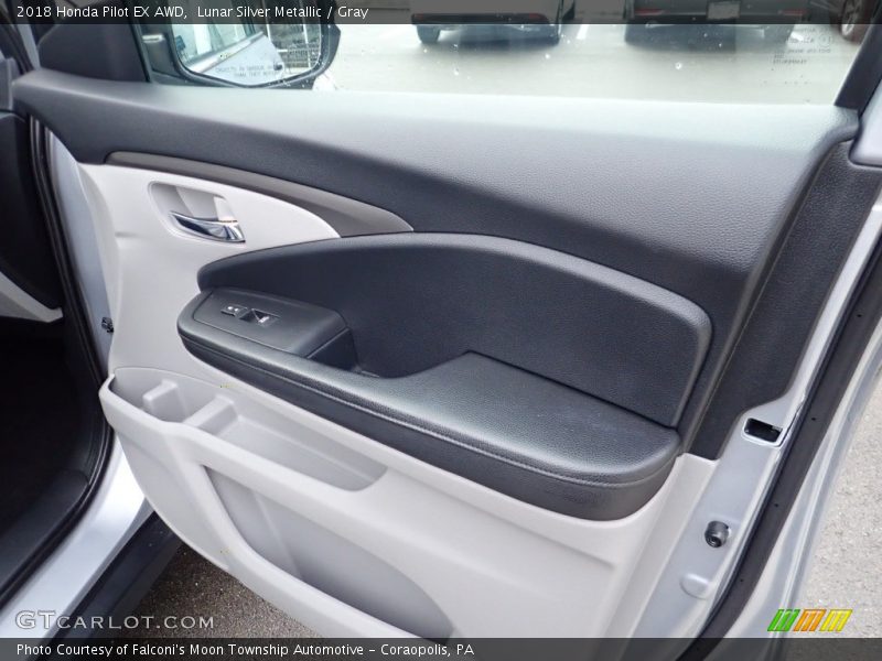 Lunar Silver Metallic / Gray 2018 Honda Pilot EX AWD
