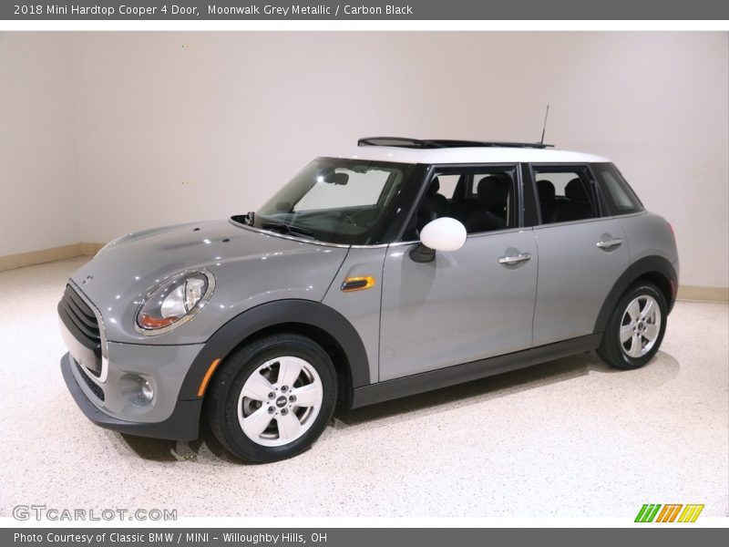 Moonwalk Grey Metallic / Carbon Black 2018 Mini Hardtop Cooper 4 Door