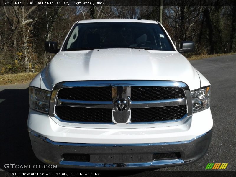 Bright White / Black 2021 Ram 1500 Classic Regular Cab