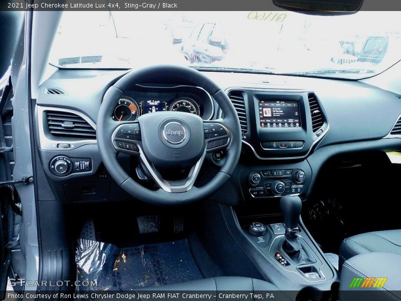Sting-Gray / Black 2021 Jeep Cherokee Latitude Lux 4x4