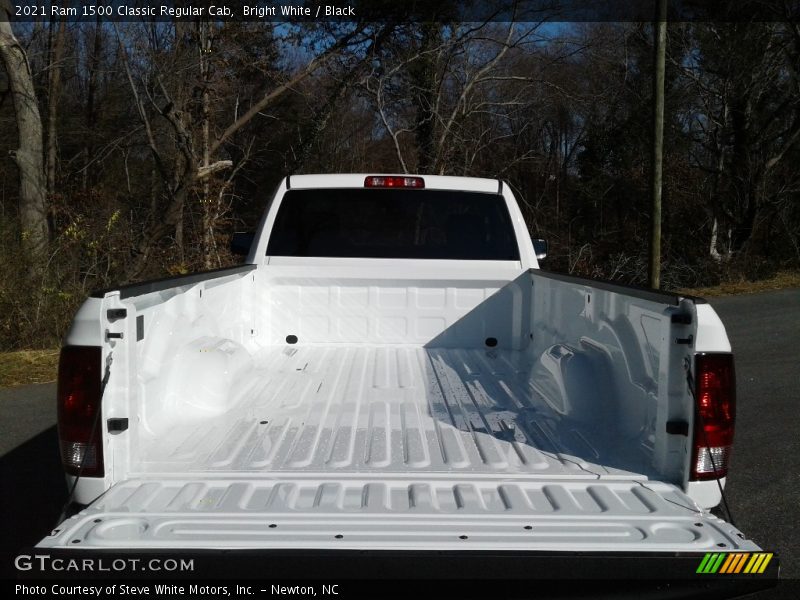 Bright White / Black 2021 Ram 1500 Classic Regular Cab