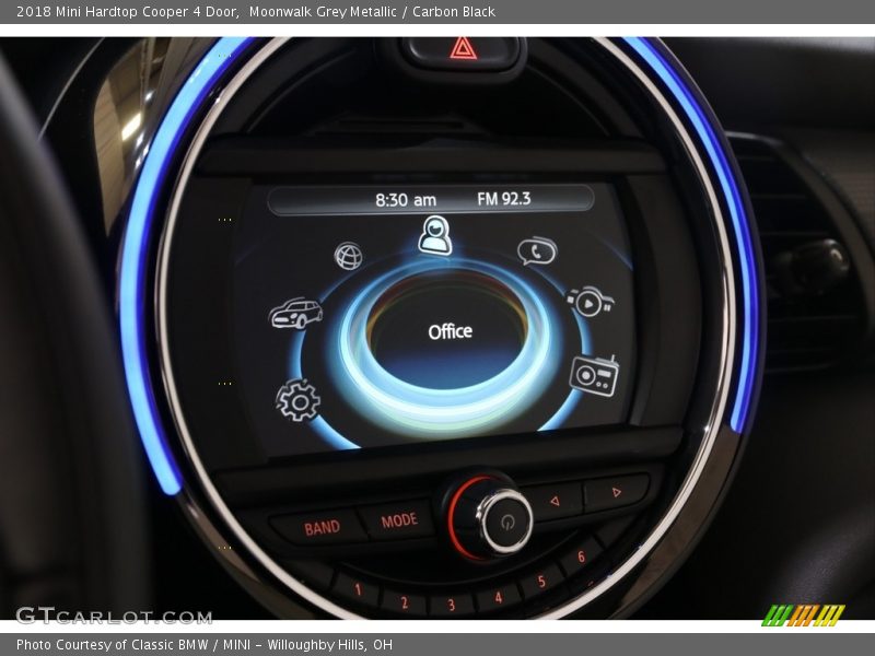 Moonwalk Grey Metallic / Carbon Black 2018 Mini Hardtop Cooper 4 Door