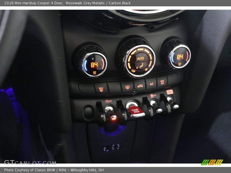 Moonwalk Grey Metallic / Carbon Black 2018 Mini Hardtop Cooper 4 Door