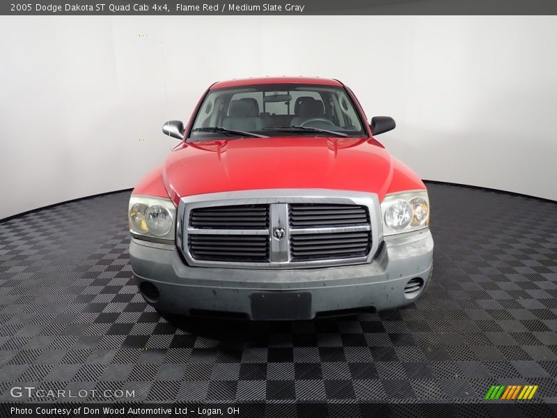 Flame Red / Medium Slate Gray 2005 Dodge Dakota ST Quad Cab 4x4