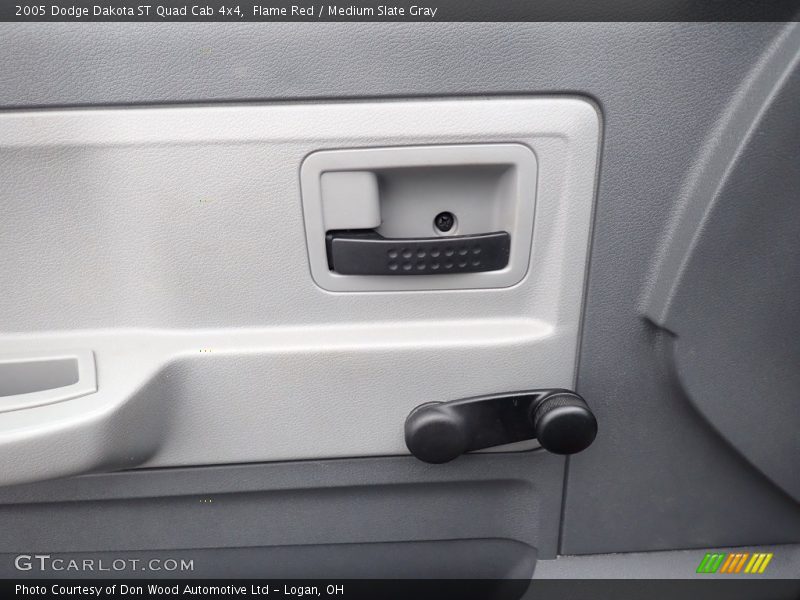 Flame Red / Medium Slate Gray 2005 Dodge Dakota ST Quad Cab 4x4