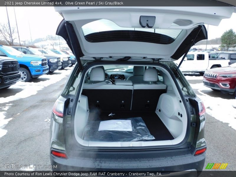 Olive Green Pearl / Ski Gray/Black 2021 Jeep Cherokee Limited 4x4