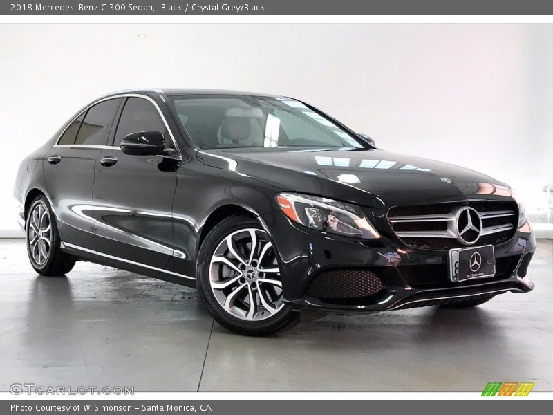 Front 3/4 View of 2018 C 300 Sedan