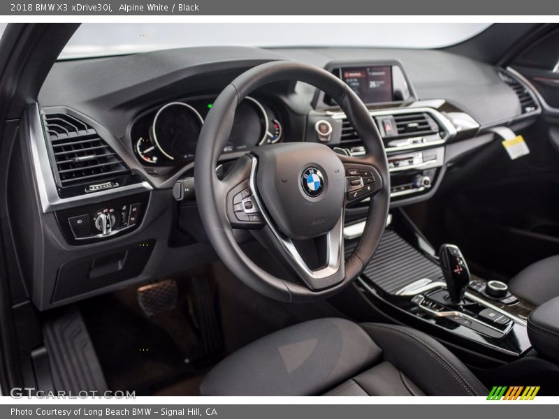 Alpine White / Black 2018 BMW X3 xDrive30i