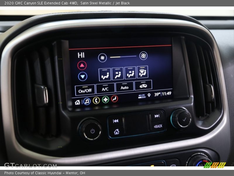 Controls of 2020 Canyon SLE Extended Cab 4WD