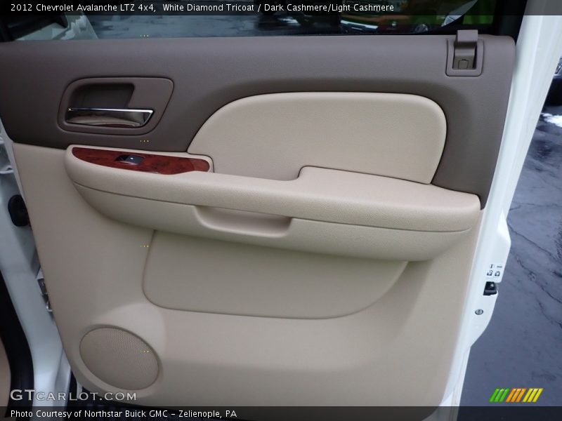 White Diamond Tricoat / Dark Cashmere/Light Cashmere 2012 Chevrolet Avalanche LTZ 4x4