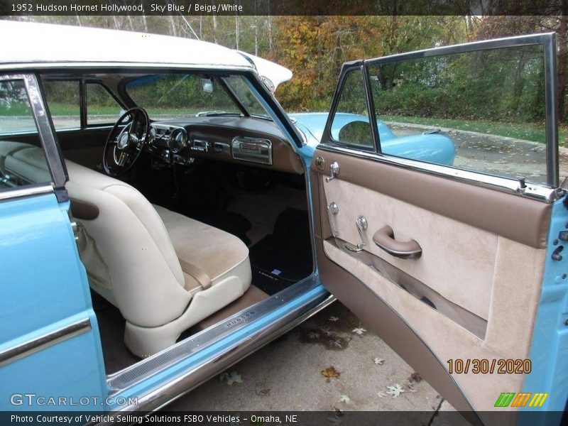 Door Panel of 1952 Hornet Hollywood